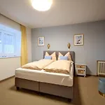 Koller, Haus Гостевой дом 3*