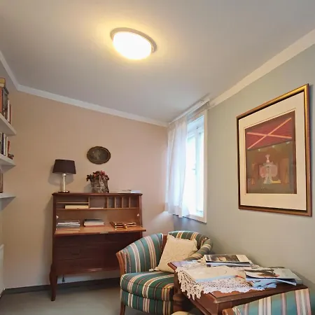 Pension, Haus Koller By M Affittacamere 3*